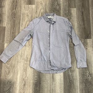 Men’s long sleeve button down
